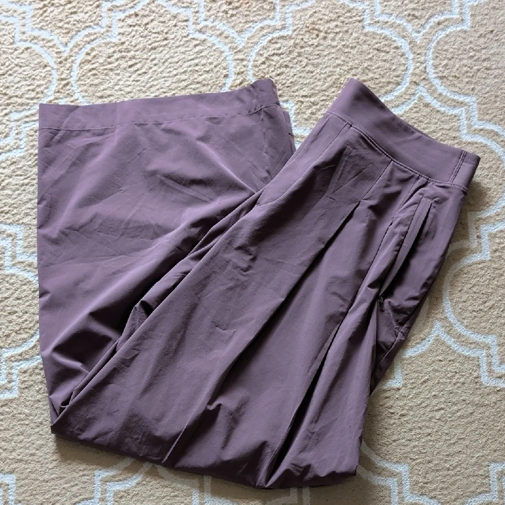 Athleta Brooklyn Heights Pleated Wide Leg Damask Mauve EUC - Picture 2 of 7